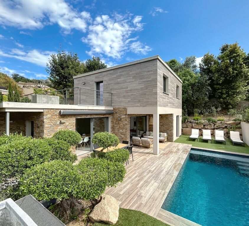 VILLA & PISCINE 26A