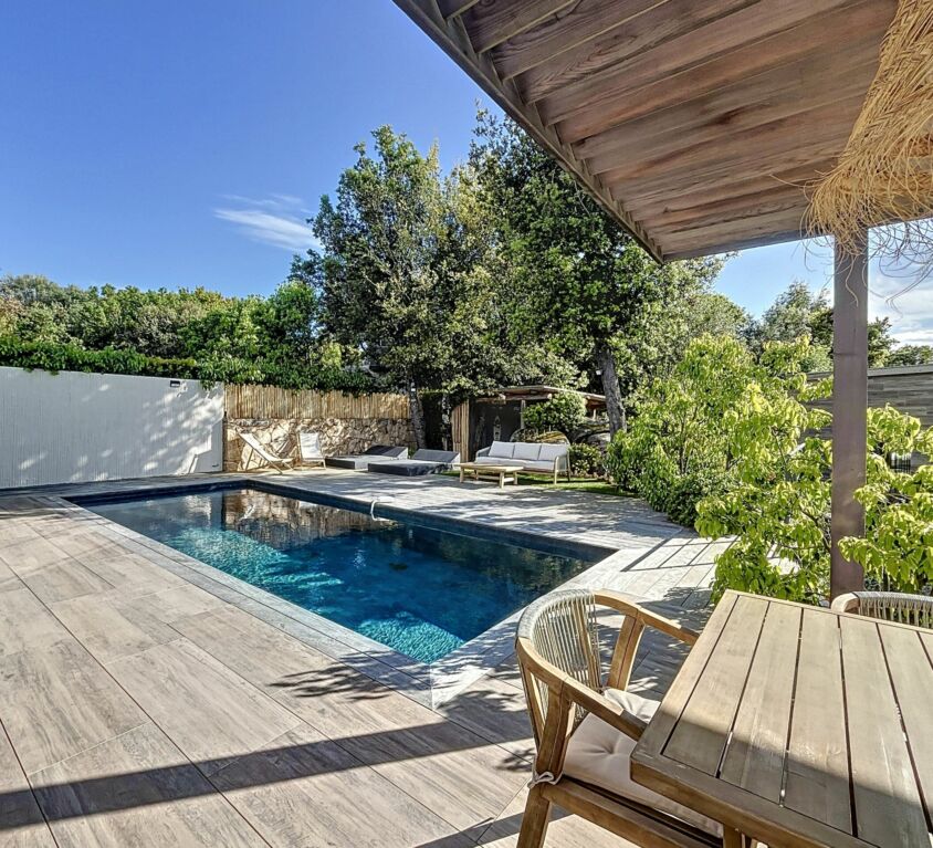 VILLA & PISCINE L’ ALIVETU